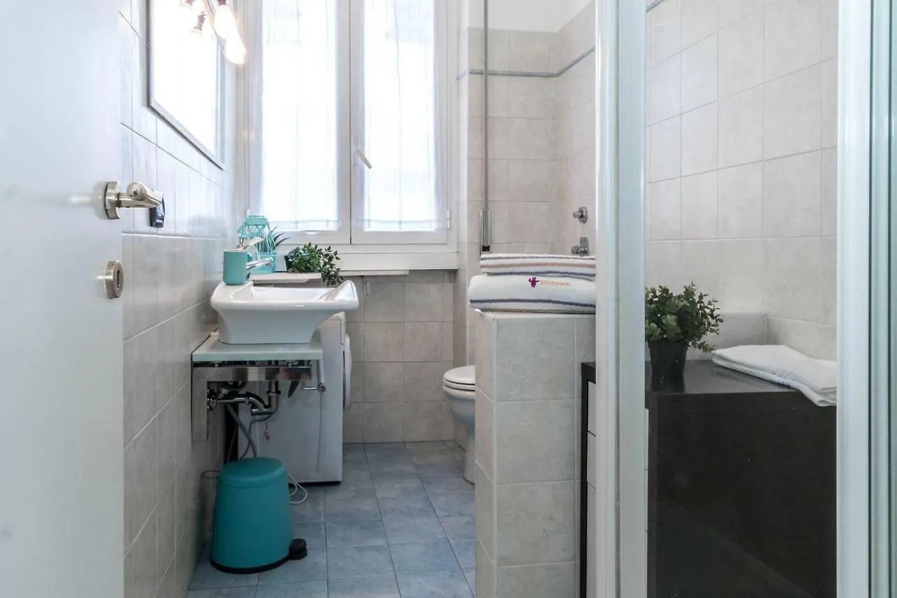 Hintown San Vincenzo Apartment Milan 0*,